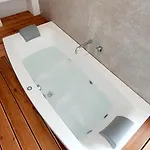 Barbara Classy 103, Wellness