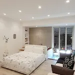 Barbara Classy 103, Wellness